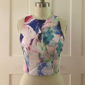CROPPED FLORAL TANK